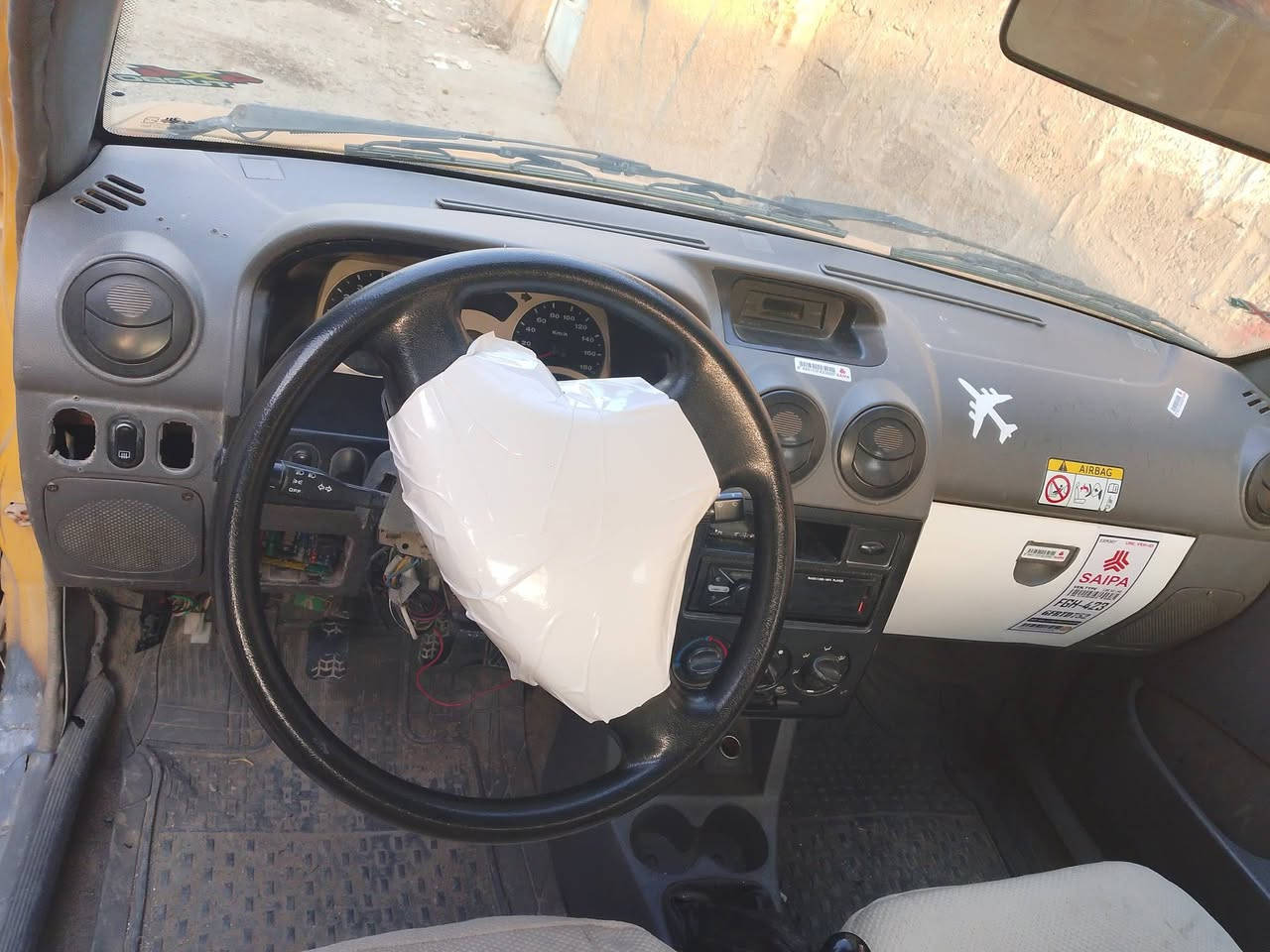 سلام عليكم سياره تفليش وسعر تفليش سايبا موديل 2013 جاهزه كير محرك مكفول صدر حداديه مكفوله الغرفه تخبل سنويه عضم سياره متعوب عليها بمعنئ الكلمه ترايك لبصره جاهزه مسجل سماعات سستم كامل وكشره يخبل مكاني بغداد سعر 13 وليجيني ماتعبه اكفلك سرقه وعشاير وطلب وتاخذها من باب بيتي ***********
