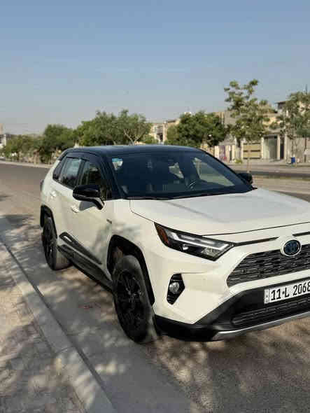 ‎السلام عليكم اخوتي راف فور ٢٠٢٣ هايبرد توكلر السياره فول عدا الفتحه وارد كندي حادها بنيد وجاملغ شويه منه ومصبوغات صور السونار منشور ماشيه ٧٠ الف كيلو السعر ٢١٥ ورقه وبيها مجال اتصل وتدلل ***********
