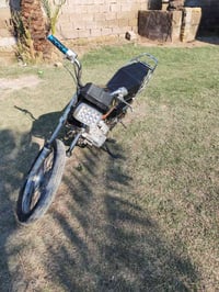 دراجه للبيع موديل 17 وراق اصولي السعر 350 الرقم 07841685022