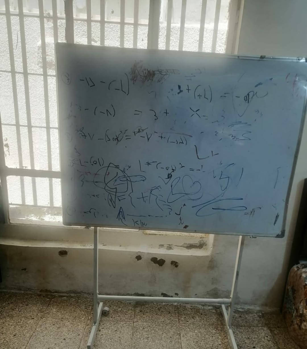 ستاند مع سبورات عدد ٢ سعرهن ٧٥ وبيهن مجال وصوبات نفطيه مستخدمات عدد٢ سعرهن ٧٥ وبيهن مجال


**إذا كنت صاحب هذا الإعلان وتريد حذفه لأي سبب، رجاءا أرسل رسالة إلى الدعم الفني**