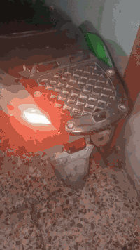 السلام عليكم فورسه 0 12 للبيع دراجه خير من الله 130 ماشي بيها لا صرف ولا شيء بغداد الشعب سعرها 900 وبيها مجال ***********
