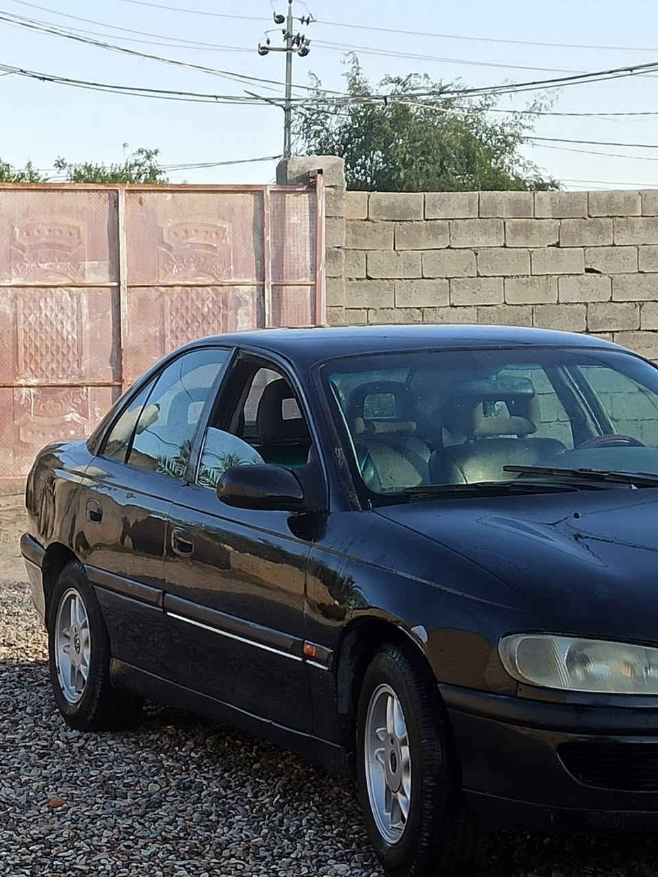 اوبل بزون 96
محرك 20 بلادي
كير ومحرك نظيف
سعر 35 وبيها مجال للاستفسار ***********
مكان ديالى جلولاء
