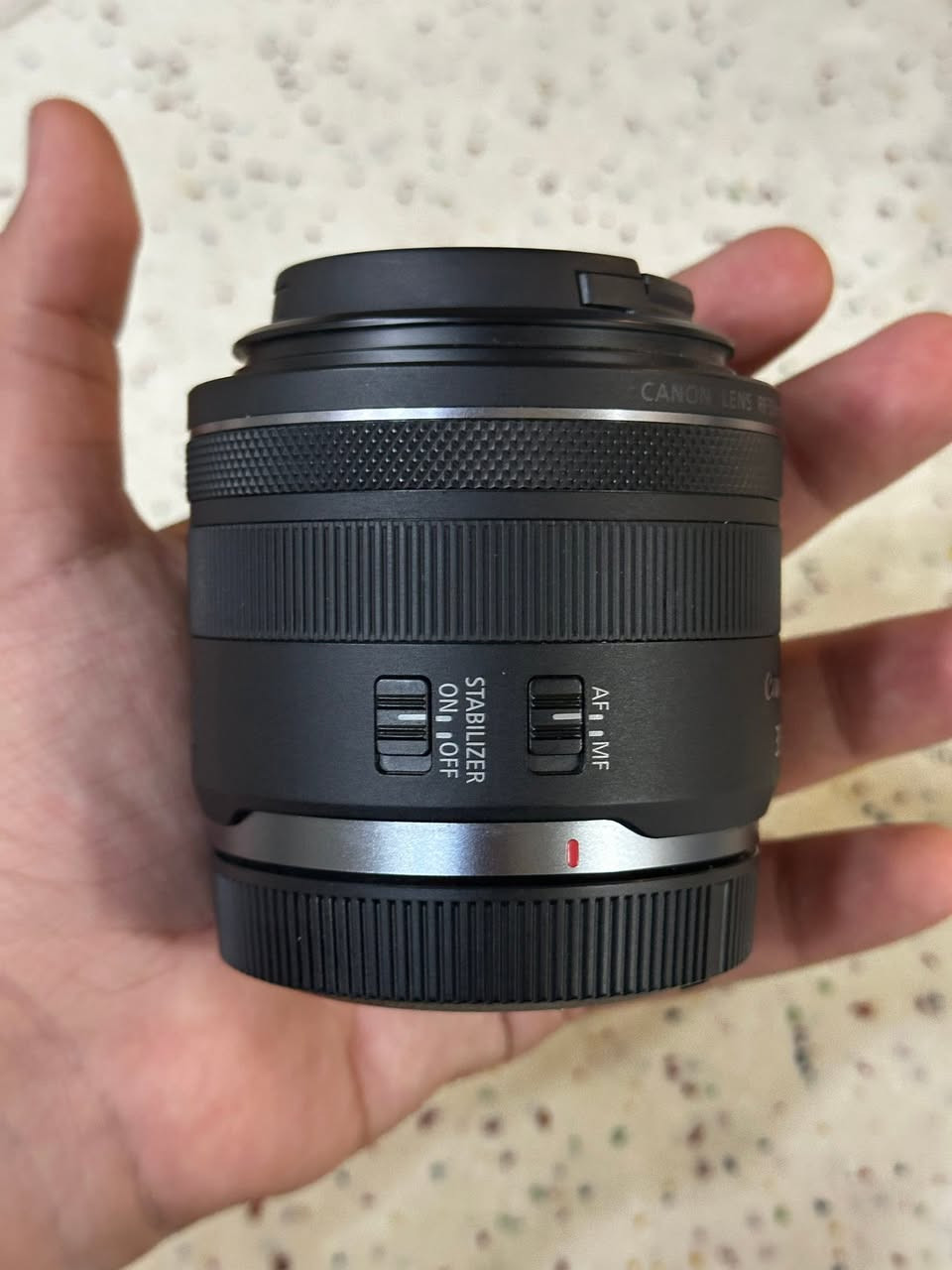 canon RF 35mm f1.8 macro
نظافتها 100‎%‎
سعرها 450 الف توصيل مجاني لكل محافظات العراق
*********** واتساب
