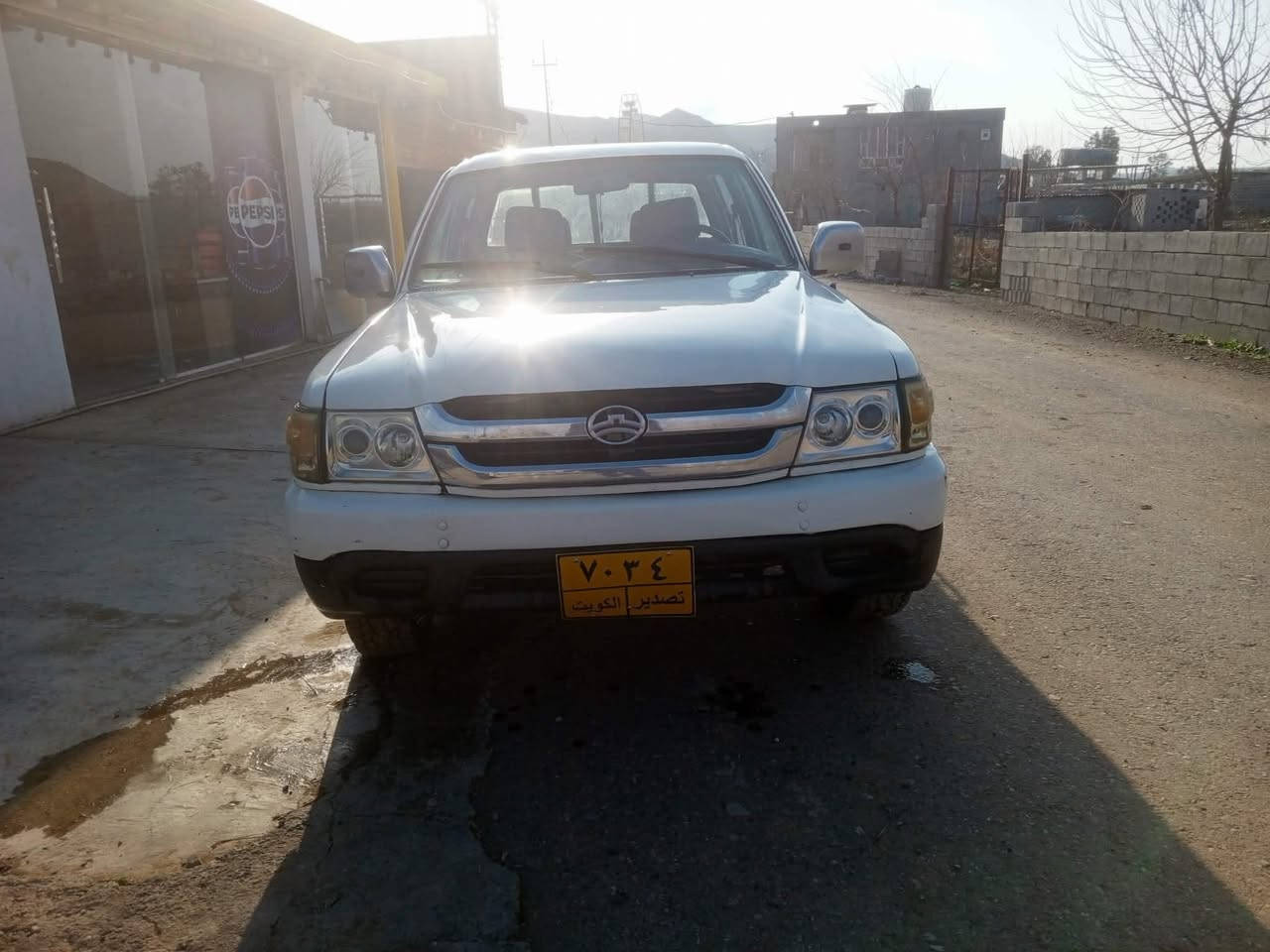 دێر٢٠٠٧ماڵی فەقیر شتێکی جوان
سعری ٢٠وەرەقەو مەجالێکی زۆرکەم بەلاشە،چوار تایەی لۆک
گێڕو مەکینەو بڕاوەو ماڵی مەدەنی بەشەرت سەیارەکە جوان ماوەتەوە بێ مەسرەفە ماشەلا
ماڵی ئەوەیە تورو تەماتەی پئبفرۆشی
بەلای سەکندا کەوتوەبەلام هەیکەلی جوانە
شوێن نێوان کۆیەو دوکان
تکایە تەلەفون بۆخاوەنی بکەن
***********
***********
