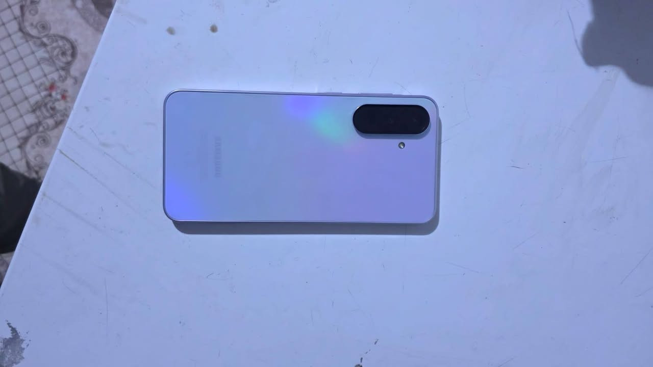 السلام عليكم شباب كلكسي A36 5G الذاكره 128 كامل ملحقات السعر 300 الف الجهاز جديد كلش صارله. اقل شهر مكاني بغداد المشتل رقم الهاتف ***********
