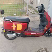 ريان الوحش • دراجة كهربائية