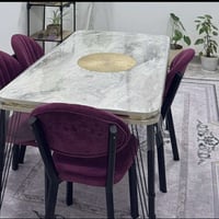 ترابيزة و ٤ كراسي • جديد