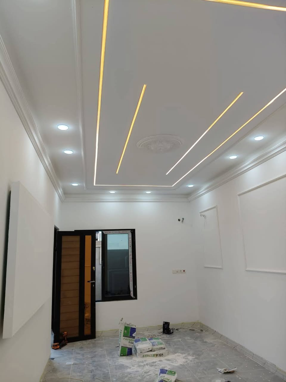 ( دقه - أمان - تميز ) كل هذا لدى لمسات لفن الديكور ✅💵

 -‏ أسقف  جبس بورد
 ‏- ديكورات شاشات 
 -  واجهات منازل

"اسعار مميزة للمساحات الكبيرة
وأعمالنا متطابقه للصور ..✅
ومتقنة وبحرفية عالية 
لمسة جمالية تناسب جميع الأذواق👌 
انواع جبس ذو جودة عالية  مع دقة في االعمل ✅

📌نقوم بجميع الديكورات  للمنازل و الشقق والمحلات
📌 العمل لايشمل الكهرباء

للاستفسار 
***********
***********
موقعنا( كربلاء)
