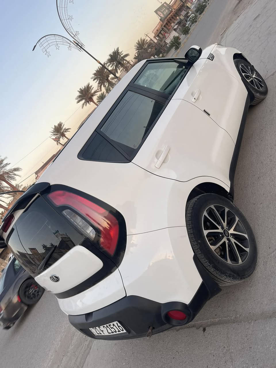 كيا سول 2016
وارد امريكي
ماشية 107 الف
مواصفات السول العادية 
رقم سليمانية تحويل مباشر او وكالة 
سيارة جديده وجاهزه من كلشي
حادثها جاملغ وبنيد بدون دواخل 
شاصي مكفول لغد مكفول شرط السونار 
ومابيها اي نقص
مكاني بابل - شارع 40
السعر 108$ قابل للتفاوض 
***********
