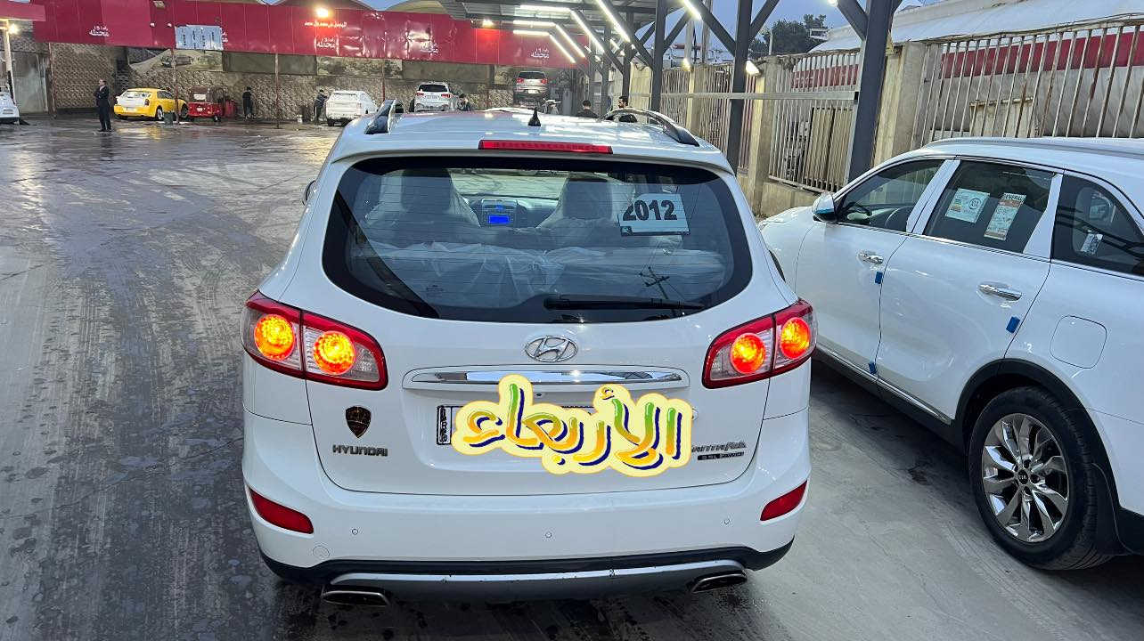 سنتافيا مديل ١٢ خليجي محرك سته سلندر .فول مواصفات رقم بغداد بسمي / السونار مرفق مع الصور /مكان سياره ميسان ***********
السعر ١٦٨  مجال قليل
