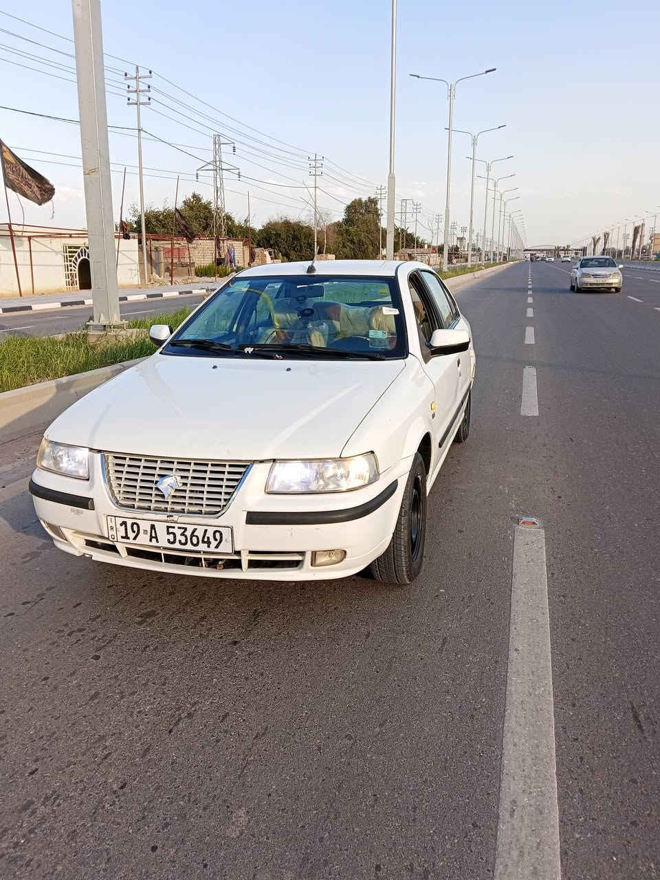 سمند سومر 2017
مكفوله من الضربة بيها صبغ بدون حادث لباب السايق والخلفي من الشركة
حداديه نظيفة السيارة باسمي 
رقم انگليزي رقمها كربلاء مشروع وطني 
السعر 62 وبيها مجال الشراي يتصل 
***********
