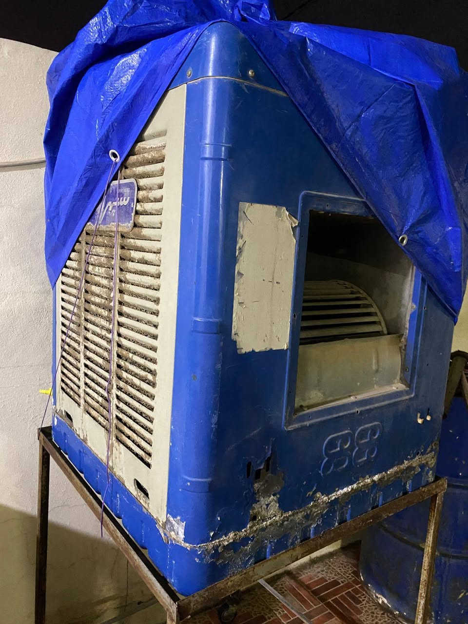 سلام عليكم حبايب متوفر مبرده 1/1 فول موصفات مع الاستاند ابو تايرات متحرك


**إذا كنت صاحب هذا الإعلان وتريد حذفه لأي سبب، رجاءا أرسل رسالة إلى الدعم الفني**