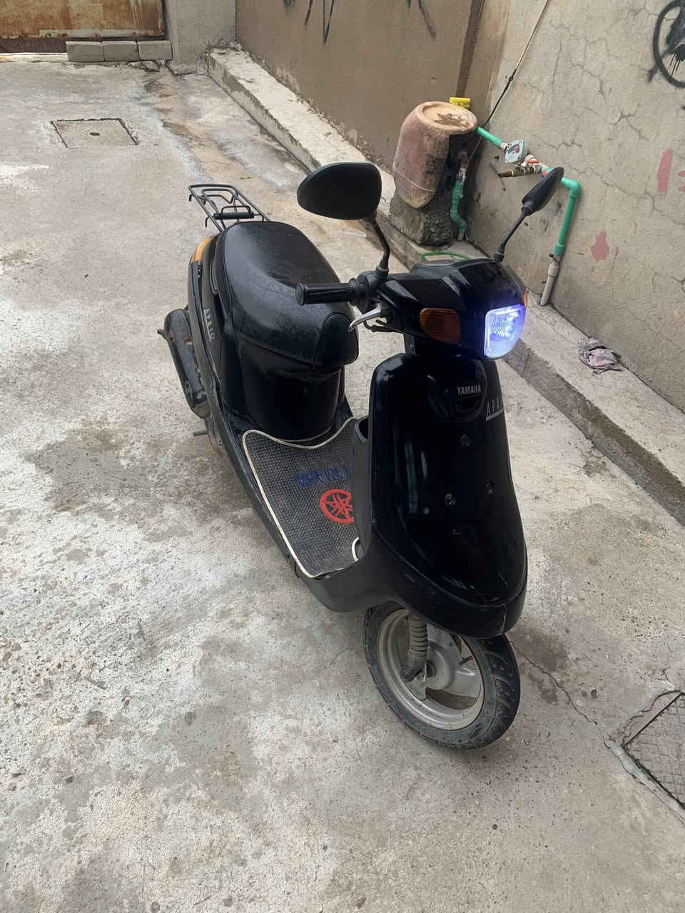 ماطور بزون للبيع جديد قبل 5 اشهر نزلته من الحاوية ب 650 الف كلشي بيها مال شركة كلشي بيها شغال الكهربائيات السلف بلك ما مبدل بيها الشاصي والمكينة شرط فوول … ادفع سعر اذا عجبني اكلك مبارك عليك تجي تشوف وتاخذه


**إذا كنت صاحب هذا الإعلان وتريد حذفه لأي سبب، رجاءا أرسل رسالة إلى الدعم الفني**