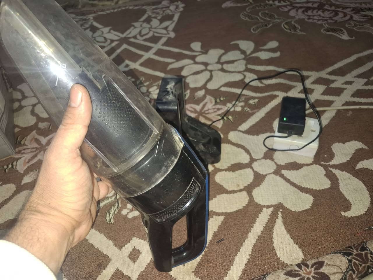 مرحبا غراض باله نضاف مكناسه شحن باله اوربي السعر ٦٥ وبيه مجال شوايه زيتيه تاخذ دجاجه كامله باله السعر ٣٠ وبيه مجال مكناسيه صغيره باله اوربي تستخدم للقنفات ول سيارات السعر٢٥ مسدس ماي شحن السعر ٢٥ واكو توصيل داخل النجف ٥تالف العنوان النجف البراكيه الاتصال عله الرقم ***********
