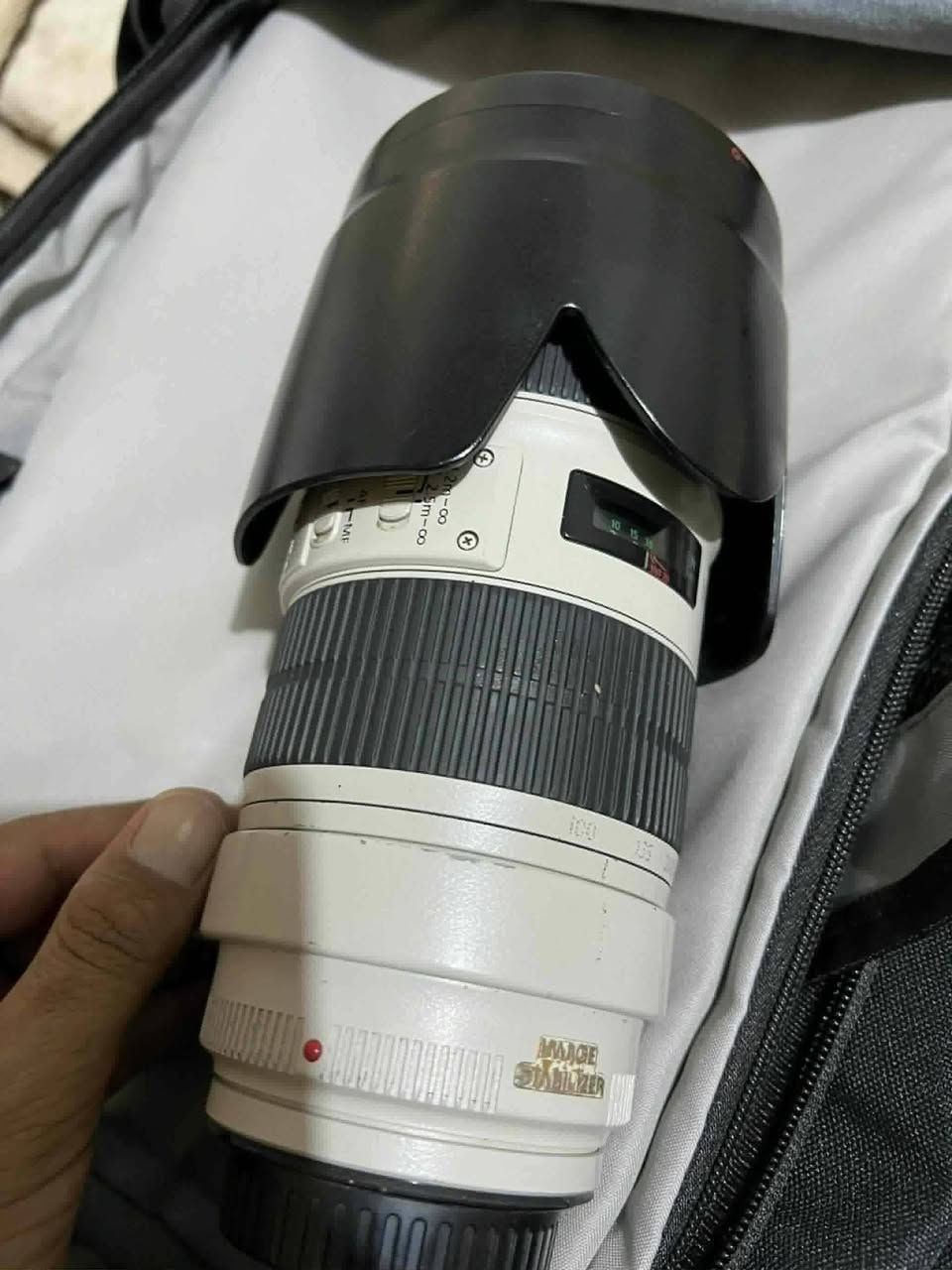 للبيع عدسه ٧٠_٢٠٠ دبل سبلايزر الاصدار ثاني نضافه٩٠ معه كامل ملحقات.سعر خاص .مكاني نجف  .مكلف بل النشر 

رقمي ***********
