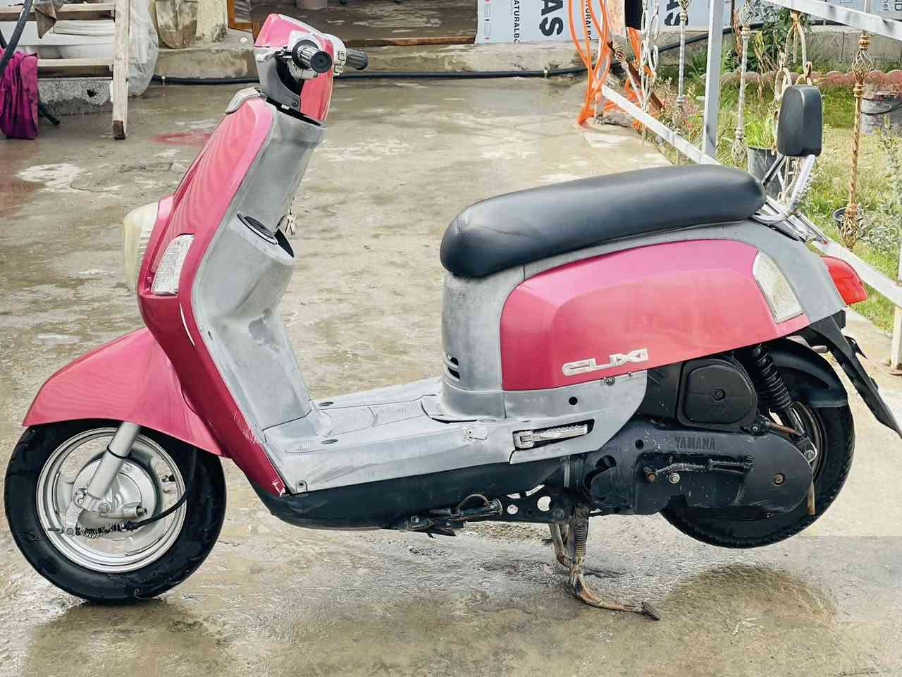 السلام عليكم دراجة ماكس بوليس للبيع
نضيفة جداً خالية من اي نقص دراجة كبال عينك وشوف نضيفة كفالة عامة شلعة ومعدل كفرات مختمة داخل وخارج يعني كلة بلادي كهربائيات شغالة 100% 
المكان بغداد الشعلة 
للتواصل على الرقم ***********
السعر خاص
