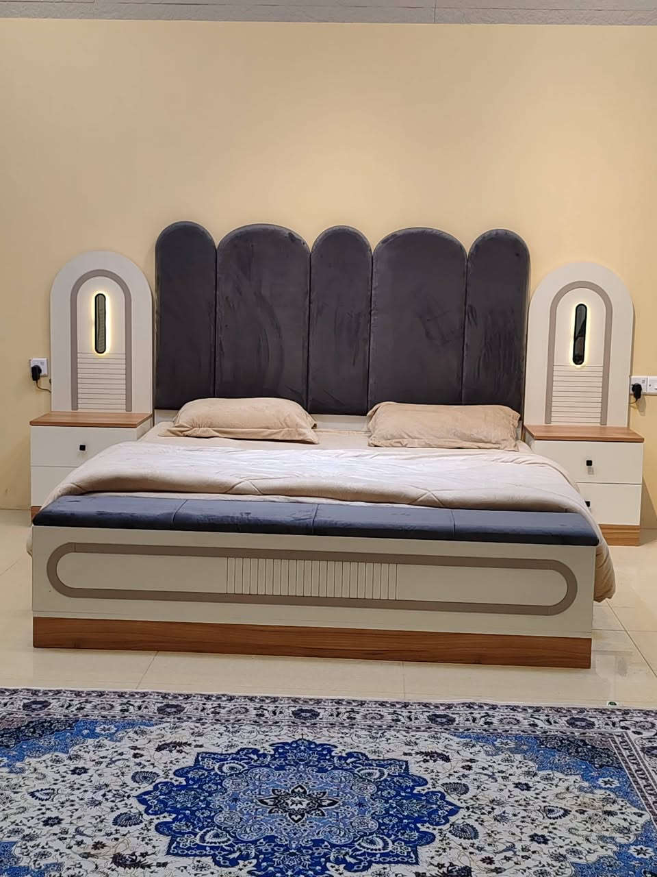 10 قطع كنتور ملحق اناره فول جميع اجزاء الغرفه مجرات سكك مراحل ابواب هيدروليك سرير مخزن شازلون مخزن متوفره الان في معرض الشركه الكائن طريق رفاعي نصر مجاور جامعة اوما الاهليه للاستفسار اكثر يرجى الاتصال على الارقام التاليه 
***********
*********** واتس فايبر تلگرام 
البيع بطريقة النقد والاقساط 
الشد والنقل داخل محافظة ذي قار مجانا
