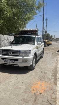 لاندكروز موديل ٢٠٠١ ماشيه ٢٣٠ سياره جديده غرفه جديده بيه لسياره ما متع...