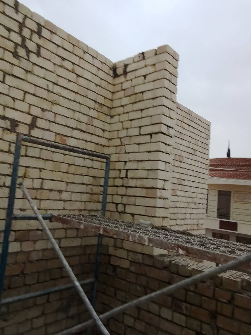 كادر بناء مصري شغل درجه اولى استلام مهندس مقيم في بغداد الجديده وهذا رقم *********** وبي واتساب
