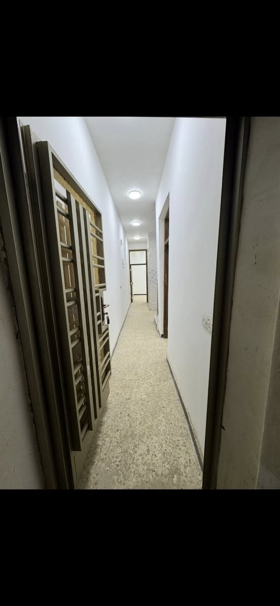 بيت للايجار ***********
بيت للإيجار  كاظمية الثانية//طي بناء حديث ٨٠ متر طابقين ثلاث غرف واستقبال ومطبخ للاتصال*********** 
(((نزال قاسم الوكيل)))
