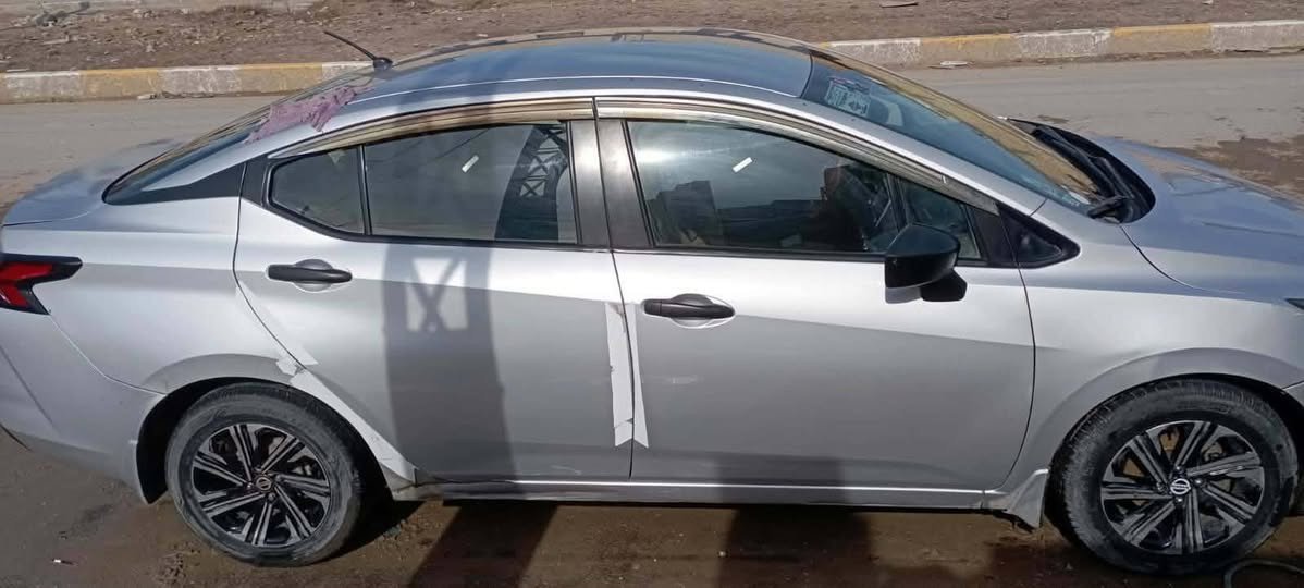 السلام عليكم 
(مكلف بل نشر) 
سياره نيسان فيرسا مديل 2020سياره جاهزه من كلشي كير مكينه حداديه خير من الله بيه ضربه بجاملغ الامامي بيه معجون وصبغ والجاملغ الخلفي معجون وصبغ والباقي كفاله
*********** رقم صاحب السياره
