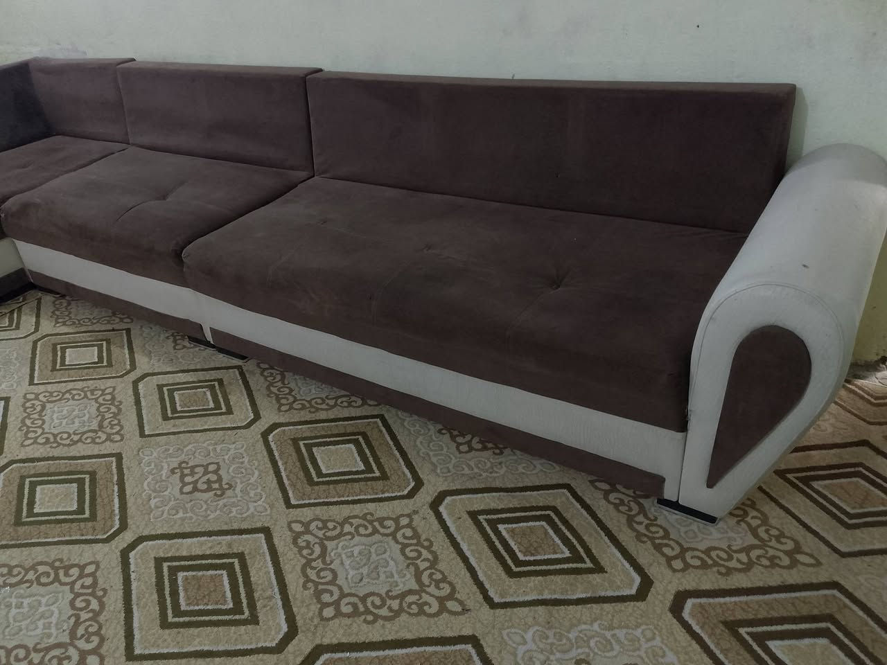 توفر ديوان حرف L 
نضيف كلش اخو الجديد 
10مقاعد تفاصيل اكثر خاص عنوان نعمانيه حي خطيب


**إذا كنت صاحب هذا الإعلان وتريد حذفه لأي سبب، رجاءا أرسل رسالة إلى الدعم الفني**