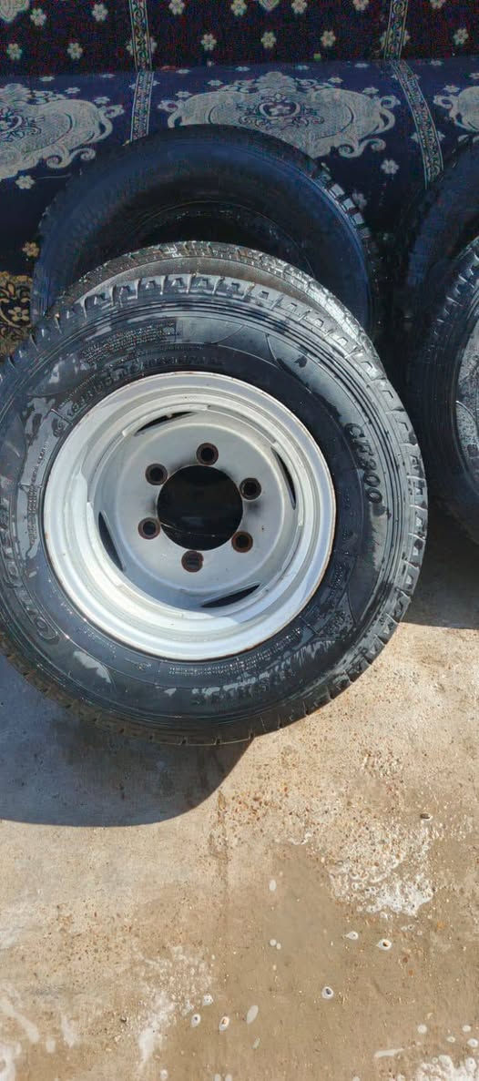 تايرات14
جيب وشد أضافه تانكي أبو ١٢٠وكشنات
العنوان بغداد مدينه الصدر
***********
