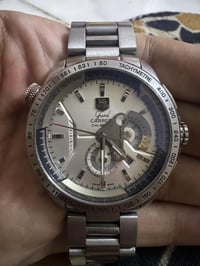 للبيع ساعة كلاسيك TAGHEUER اصلي 43ملم مستخدمه قليل بدون ملحقات   سعرها...