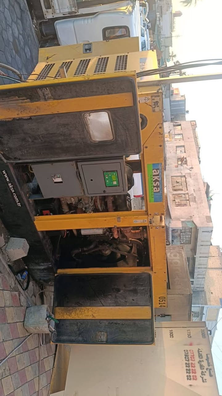 السلام عليكم مولدات كمنز وحده 24ولف راس توليد 200كي ولثانيه 12ولف راس توليد 175ابيعهن اثنينهن أو مراوس بسكانيا ***********
