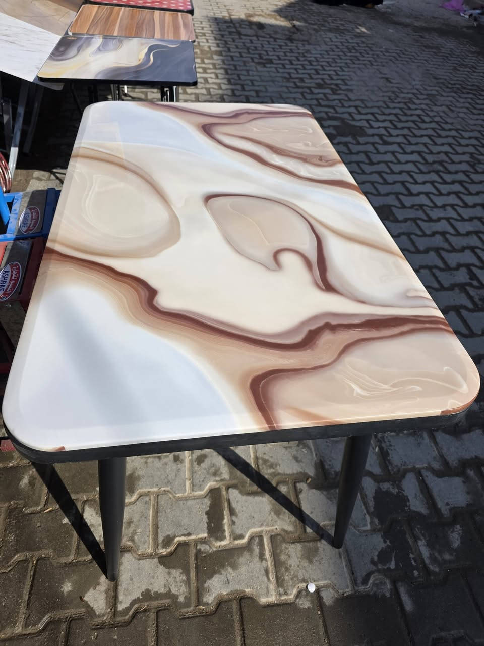 سلام عليكم 
معرض عمار الشماطي للاجهزه الكهربائيه والأثاث المنزالي 
عرض خاص وفتره مفتوحه والكميات خير من الله 
اسعار مناسبه جدا وبسعر جمله
ميز طعام نوعيه ممتازه اشكال وأحجام مختلفه
كرسي عظم اصلي ضمان ٦اشهر 
للاستفسار اكثر مراسله صفحه 💌 واتساب*********** 
موقع المحل
مدخل سوك مقابيل كراج بغداد معرض عمار الشماطي للاجهزه الكهربائيه والأثاث المنزالي
