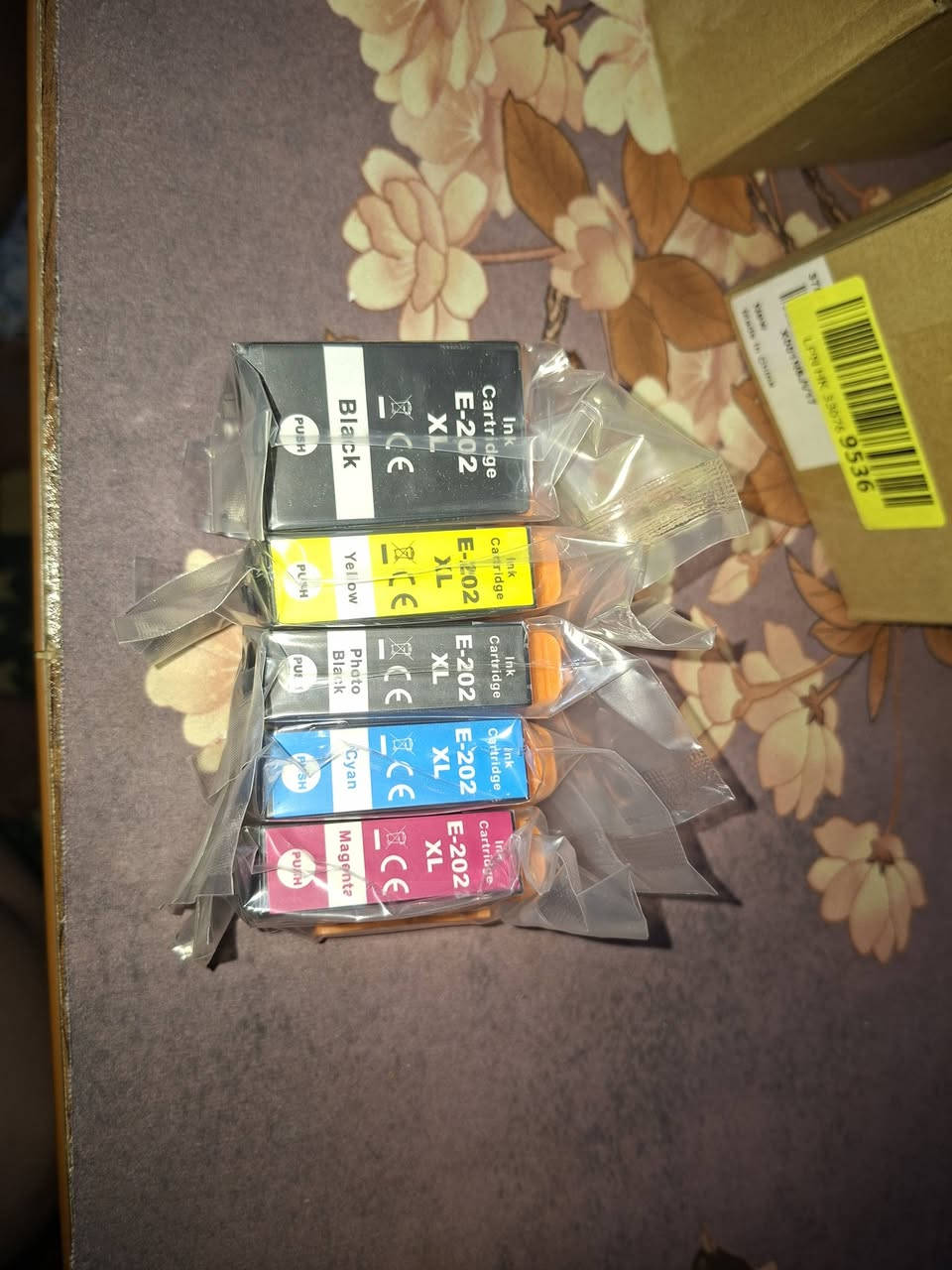 السلام عليكم متوفر باكيتين حبر ابسون


**إذا كنت صاحب هذا الإعلان وتريد حذفه لأي سبب، رجاءا أرسل رسالة إلى الدعم الفني**