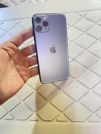 آيفون ١١ برو • ٢٥٦ • زيتوني