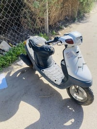 دراجة بطة للبيع .. الدراجة شغالة بس عوزها ترتيب  السعر/ 160 الف  وبيها...