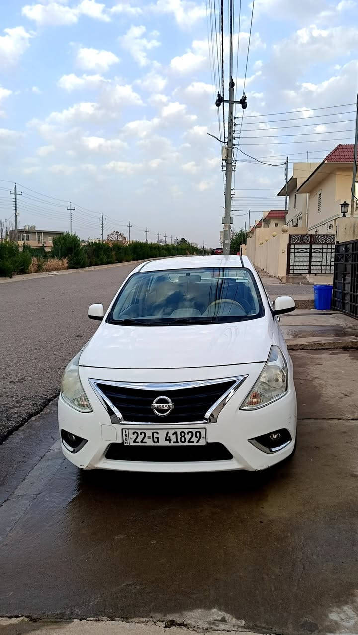 نيسان صني هندي 
موديل 2019 رقم اربيل ومكانها اربيل 
السيارة بدون حادث وبدون صبغ لون ابيض بيها بارد بسيط بالصندوك 
السيارة جديدة وغرفتها جديدة 
تايرات جديدة وكير ومكينة مكفول 
السعر 108 بيها مجال بسيط 
***********
