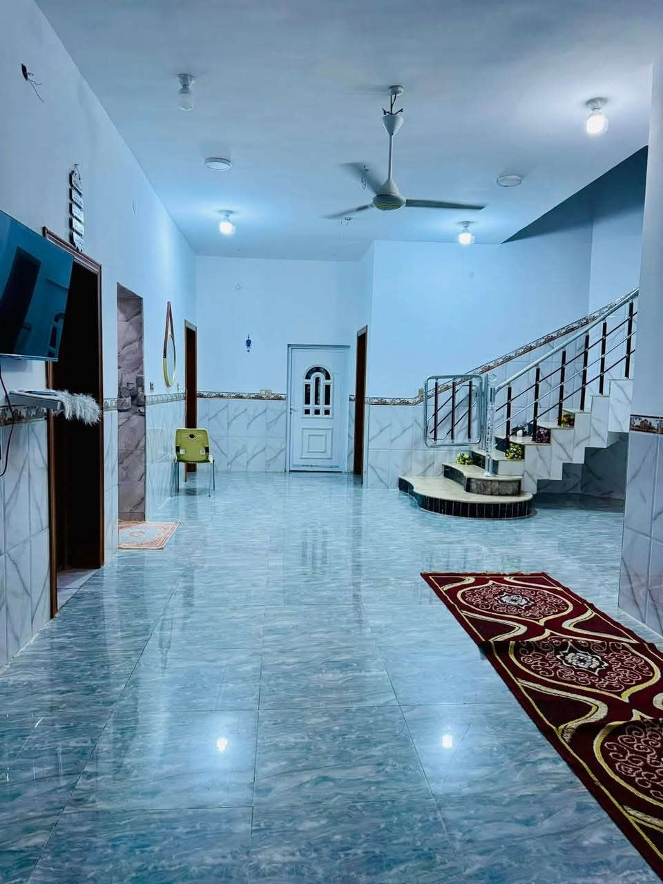 #اللهم صل على محمد وآل محمد 

#دار للبيع حي الحكم خلف المستوصف 

#المساحة 270 متر طابقين كونكريت مسلح عالي عن الشارع بناء جديد 

5 اغرف وصالتين ومطبخ حار وبارد وبراني وحمامات داخلية وخارجية وتهويات كونكريت مسلح عالي عن الشارع بناء حديث 

السعر 215
_________________
لشراء ومعرفة السعر يراجع مكتب الناجح للعقارات الكائن في السماوة 
حي الحكم قرب مرطبات فستقه أو مراسلتنا ع الخاص او الاتصال ع الرقم التالي 
*********** بي واتساب 
*********** بي واتساب
 علمأ دوام مكتبنا من 9 صباحأ  ولغاية 10 ليلأ  
مصطفى للعقارات
