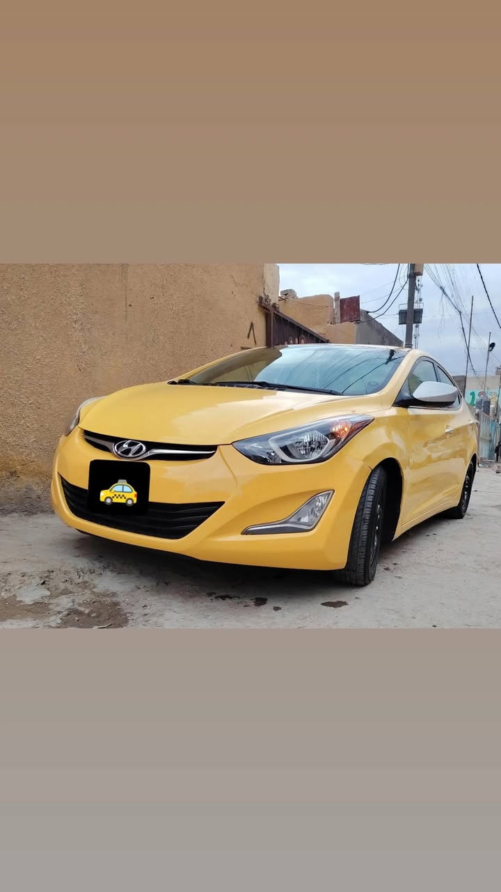 السلام عليكم انتره 2015 وارد امريكي  رقمها بغداد حادثها دعاميه خلفيه سعر 115 بيها طخه بسيطه  صندوك محرك كير صدر خير من الله  عنوان بغداد مدينة الصدر   ***********
