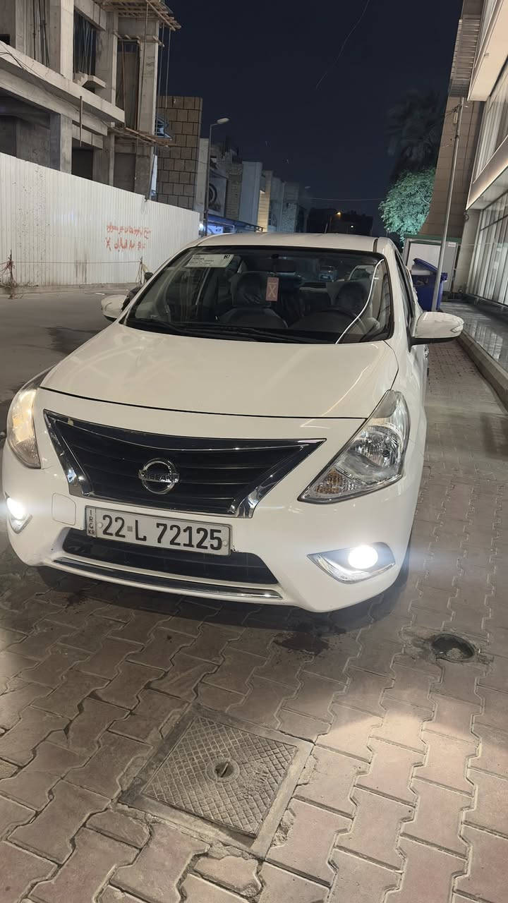 نيسان سني مصري 23
موصفات السيارة 
جام كهربائي 
ويل كروم 
شاشة كامرة 
تحكمات ستيرن 
اشاير بل مري 
ماشية تقريبا 61 
عليها ادامة كاملة نوزلات بلكات يم طلال نيسان 
دهن كير جديد 
حادثها  سطحي فقط بنيد بدون قطرة دواخل 
مكان سيارة الاعظمية 
السعر 116وبيها مجال 
رقم الهاتف 
***********
