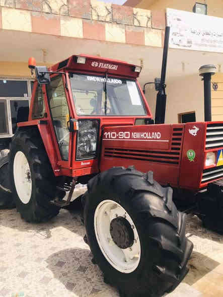 سم الله الرحمن الرحيم 
وصول انيوهولند حجم 110 حديث جديد جدآ 
فول مواصفات مامفتوح بيه 
برغي الساحبه على وضع الشركه
 تخم اطار الشركه 
غير مستخدم  داخل العراق 
للاستفسار اتصل *********** 
***********
 ***********
(معرض الحاج حيدر عداي الشمري)
