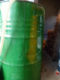 برميل كاز للببع جديد السعر 25 للتواصل 07770098211