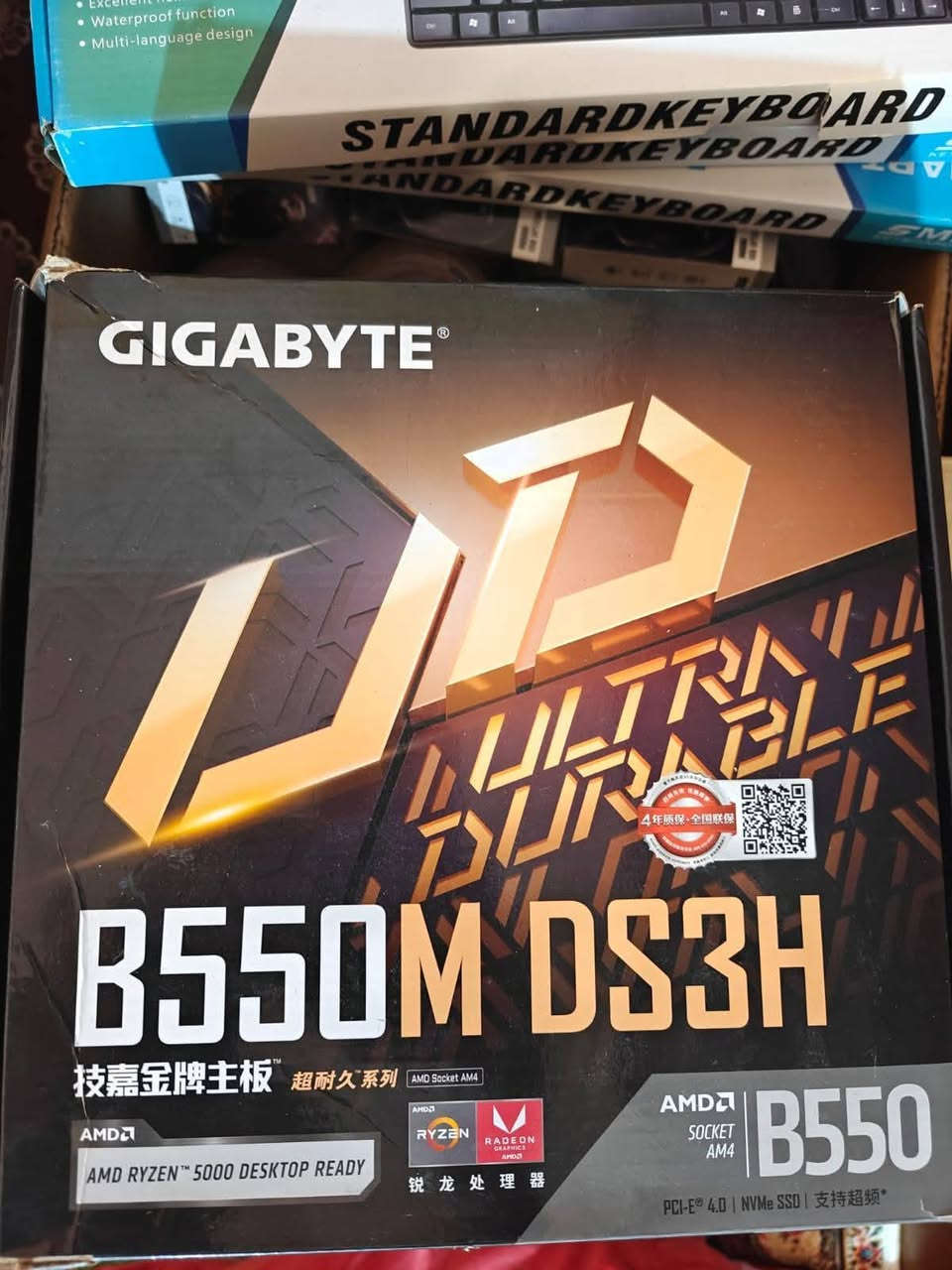 6 قطع رامات
مال لابتوب

8GB
DDR3
جديد شغال مفحوص 
القطعه ب16الاف
بورد 
B550M gigabyte ds3h
اربع منافذ سلوت رام 130الف

رام pc
Crucial 1 x16 3200
مسخدم شغال 100% 
سعر القطعه 105 الف
متوفر عدد 4

corsair RGB PRO 2x 8 16
مسخدم نضيف شغال
تحكم RGB برنامج
السعر 125 الف


**إذا كنت صاحب هذا الإعلان وتريد حذفه لأي سبب، رجاءا أرسل رسالة إلى الدعم الفني**