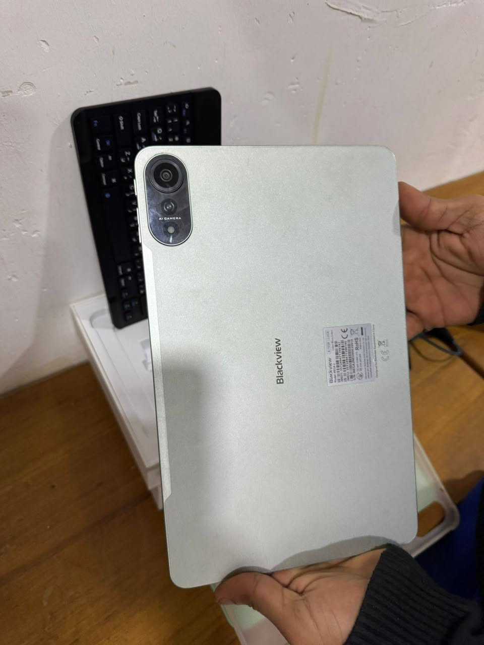 ايباد زيرو مع ماوس وكيبورد للبيع ذاكره ٢٥٦ فول مواصفات يرهم للدارسه والالعاب
متواجد على الفيس وهذا رقمي ***********
