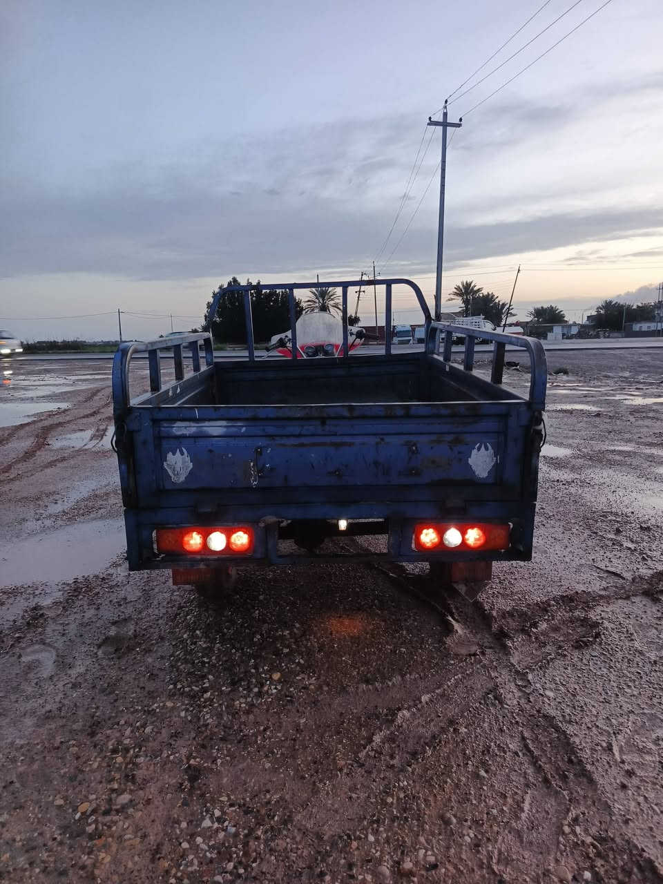 سلام عليكم ستوته للبيع موديل 2015 مابيهه اي نقص مكان واسط تقاطع الزبيديه للستفسار اتصل ***********
