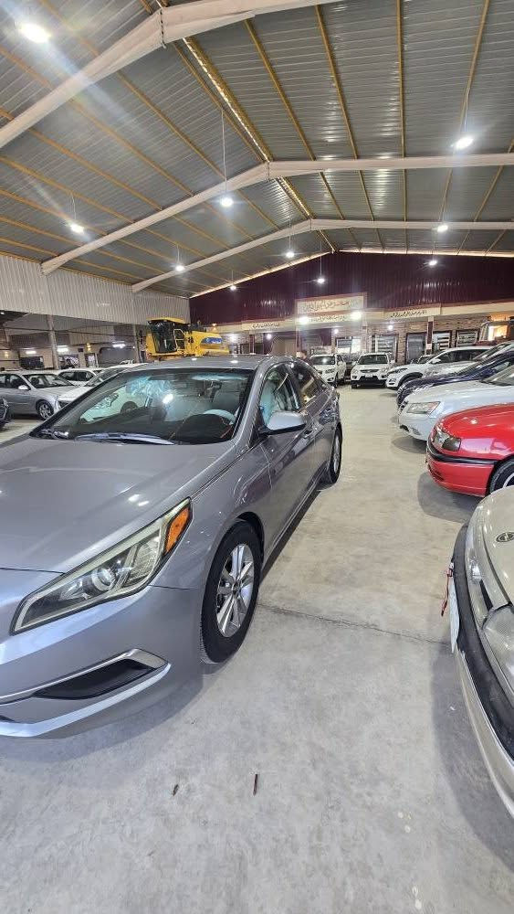 سوناتا امريكي 2017 فول عادي 
بيه ضرر قطعتين امريكي وبل عراق صار بيه كلير 
السعر 122 وبيه مجال 
مكاني موصل 
*********** موصل, نينوى
