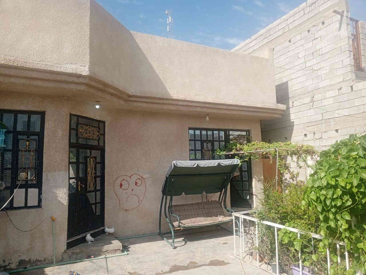 دار للبيع طابو زراعي سند ٢٥ طابقين الأول جاهز كامل والثاني مسكف سندويج بنل معزول عن الأول المساحه ٢٤٠م  باب الدرب بلفرع المقابيل جامع لا اله الا الله تفاصيل تواصل ع رقم او خاص ***********

يرهم مرواس بيت اقل مساحه طابو زراعي سند ٢٥
