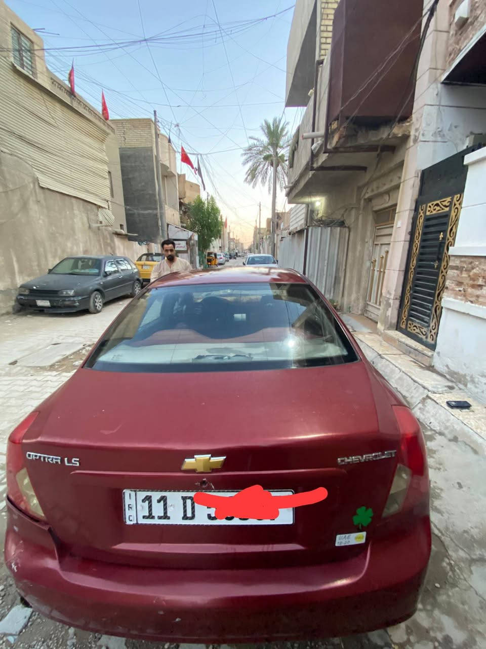 ياالله اسلام عليكم للبيع شوفر ليت اوبترا خصوصي ماروني موديل 2004 كير اوتماتيك السيارة مصبوغة عام كير مكينة خير من الله ترايها وين ما جان تبريد ثلج بس نقصها صدرها تعبان ودسكات ودرايم شفت طبعا هو من ضمن الصدر الباقي كلة شغال عارضها 50وبيها مجال للطيبين مكانها بغداد الكرخ للاستفسار رقمي بي واتساب ***********
