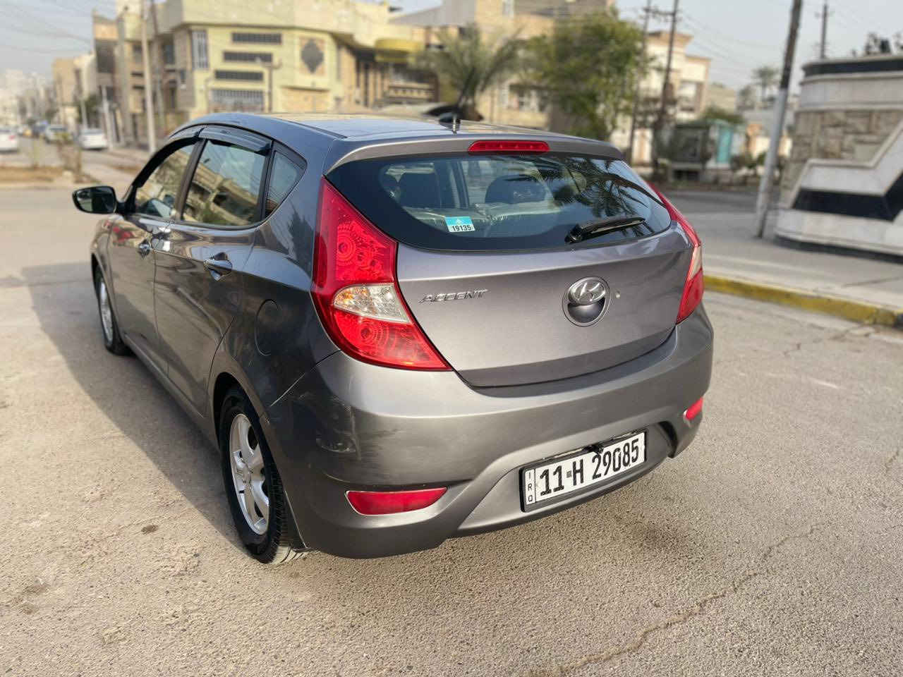 سلام عليكم
اكسنت وارد أمريكي هاج باك 2017

لوحات انكليزي بسمي  تحويل ثاني يوم  

ويل كاب

بصمه

شاشه 

تخم تاير 

نوافذ كهربائي 4

بجم كبس على 

وضع الشركه 

كير ايتي المرغوب 

مكينه 1600

سياره بيه باب صبغ

بدون

 ايرباك 

بدون دواخل 

سياره مرفق السونار السياره 
السعر 98

***********

مكان بغداد الكراده ساحه الواثق
