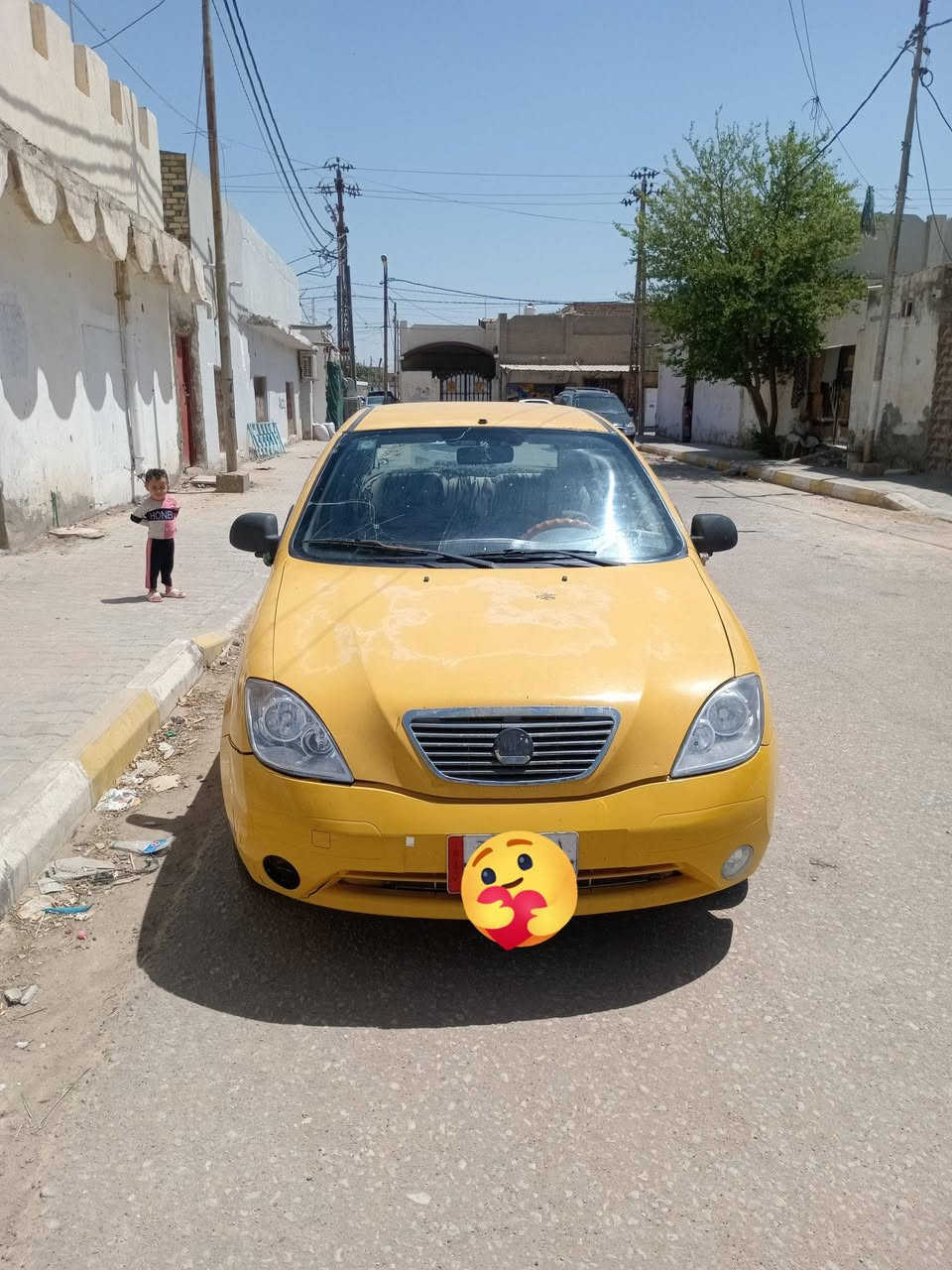 السلام عليكم اخوان طيبه موديل ١٥ السياره    السياره خير من الله مكينة وكير مكفول  رقم بغداد الماني السياره مصفره هيئة وغرامات ما مطلوبه ولا ربع السعر ٣٤ رقم الهاتف *********** مكاني الديوانية الحمزه الشرقي
