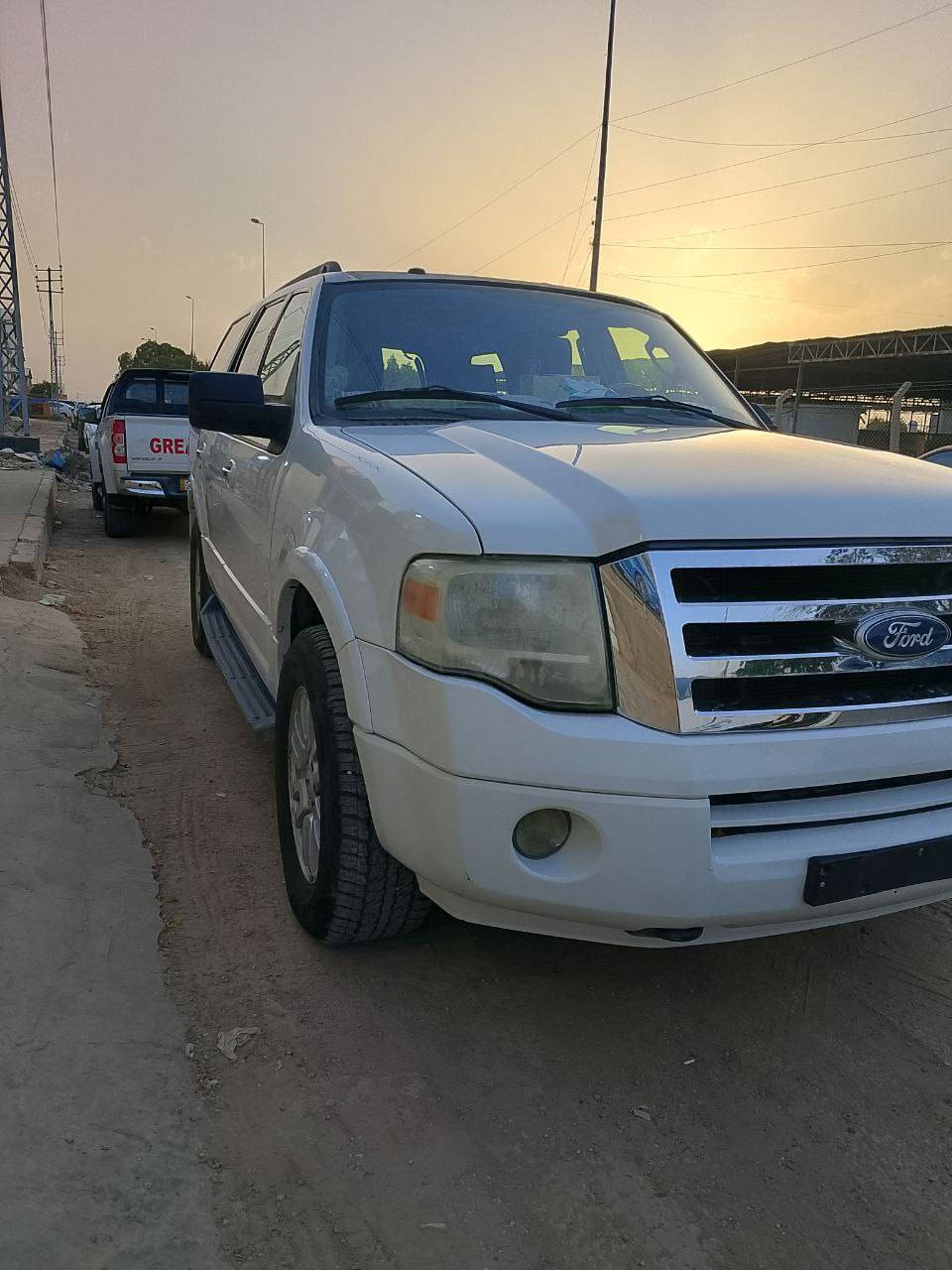 السلام عليكم..
السياره/فورد
النوع/اكسبديشن
الموديل/2011 اصل
السياره وارد (امـريـكـي)اصل اصل🇺🇸🇺🇸
السياره وضع بلادي وضع الشركه
السياره بيها كشوط فقط الدعاميه الاماميه والدعاميه الخلفيه فقط فقط
الشراي يجي ويفحص السياره ارجع واكول نضيفه نضيفه في معنى الكلمه
السياره 7 مقعد_السياره تبريد بارد
لايت زينون_رقم بغداد(الجديد) الشراي يجي ويفحص ويشوف
السياره 8 سلندر محرك(5.400)
للاتصال(***********)الشراي يتصل على هاذه الرقم وان شاء منختلف بالسعر بيه خير ويدلل...عنوان السياره(الـنـجـف الاشــرف)..(المراوسه لاندكروز حسب القناعه).
