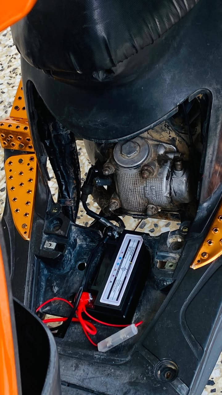 السلام عليكم ماكس عدله للبيع جاهزه من كلشي كهربائيات نكره سلف شلعه ومعدل السعر 400 للاستفسار علا الرقم ‏‪***********‬‏ (مكلف ب النشر)
