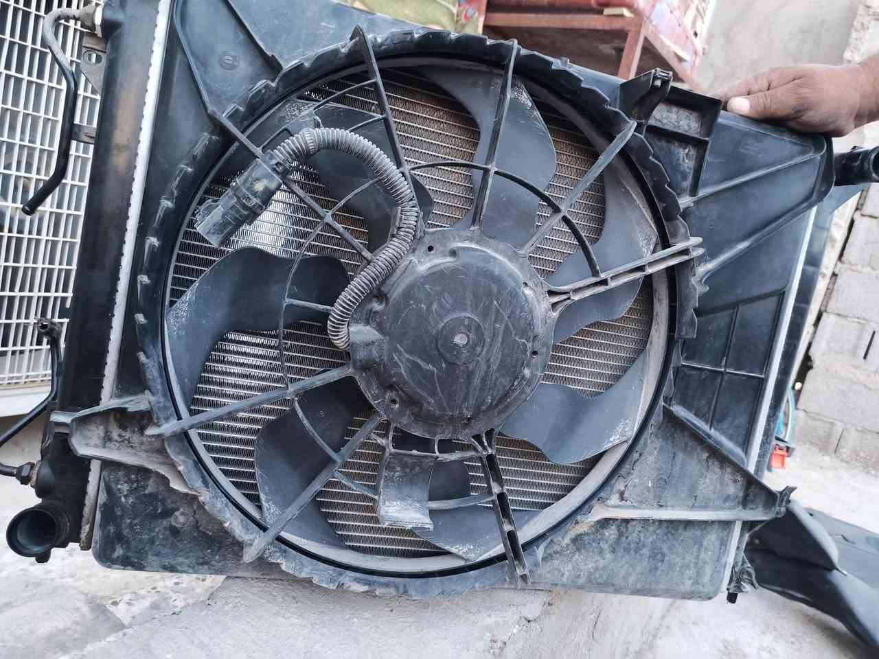 غراض سوناتا للبيع
راديتر + مروحه شغالات ومابين اي خلل 
سعر الراديتر + المروحه 100
+ موجود مري ام الإشارة لون ابيض فقط الجهة اليسرى اكو كسر بالكفر والإشارة فقط 
وموجود مكثف مروحة تبريد + فيشة 
وموجود مسجل شاشة 
وموجود اربع ابواب موديل 9 لون ماروني نسبة النظافة 50%
وموجود بدنا موديل 9 
وموجود سبير كامل حجم 16/215/65
المكان كوت


**إذا كنت صاحب هذا الإعلان وتريد حذفه لأي سبب، رجاءا أرسل رسالة إلى الدعم الفني**